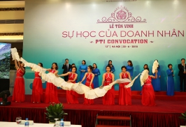 Lễ Tôn vinh sự học lần thứ 13: Tiếp thêm sức mạnh cho các doanh nhân Việt Nam
