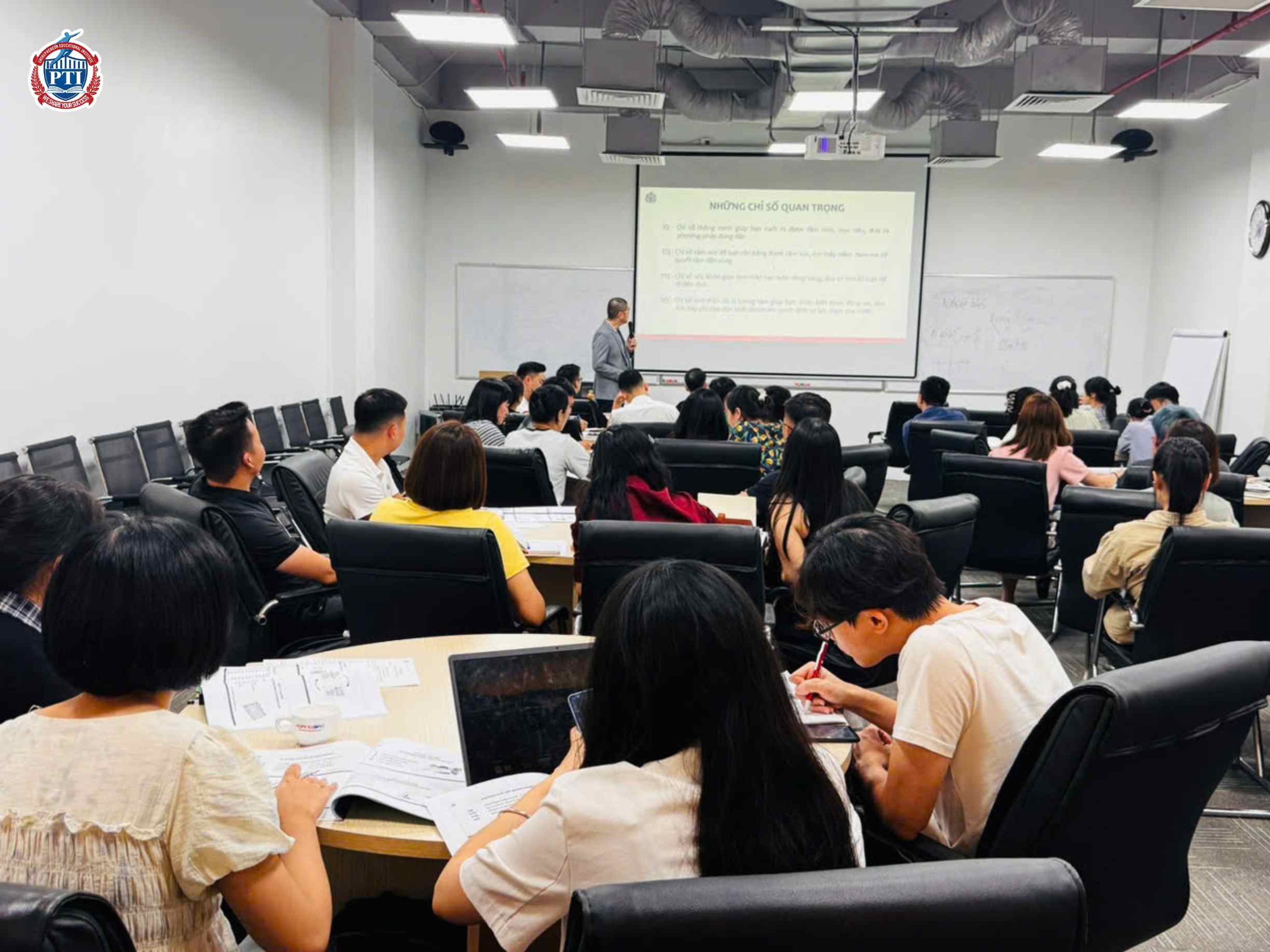 PTI Hà Nội: khai giảng khóa đào tạo “Kỹ năng bán hàng hiệu quả” 2 9
